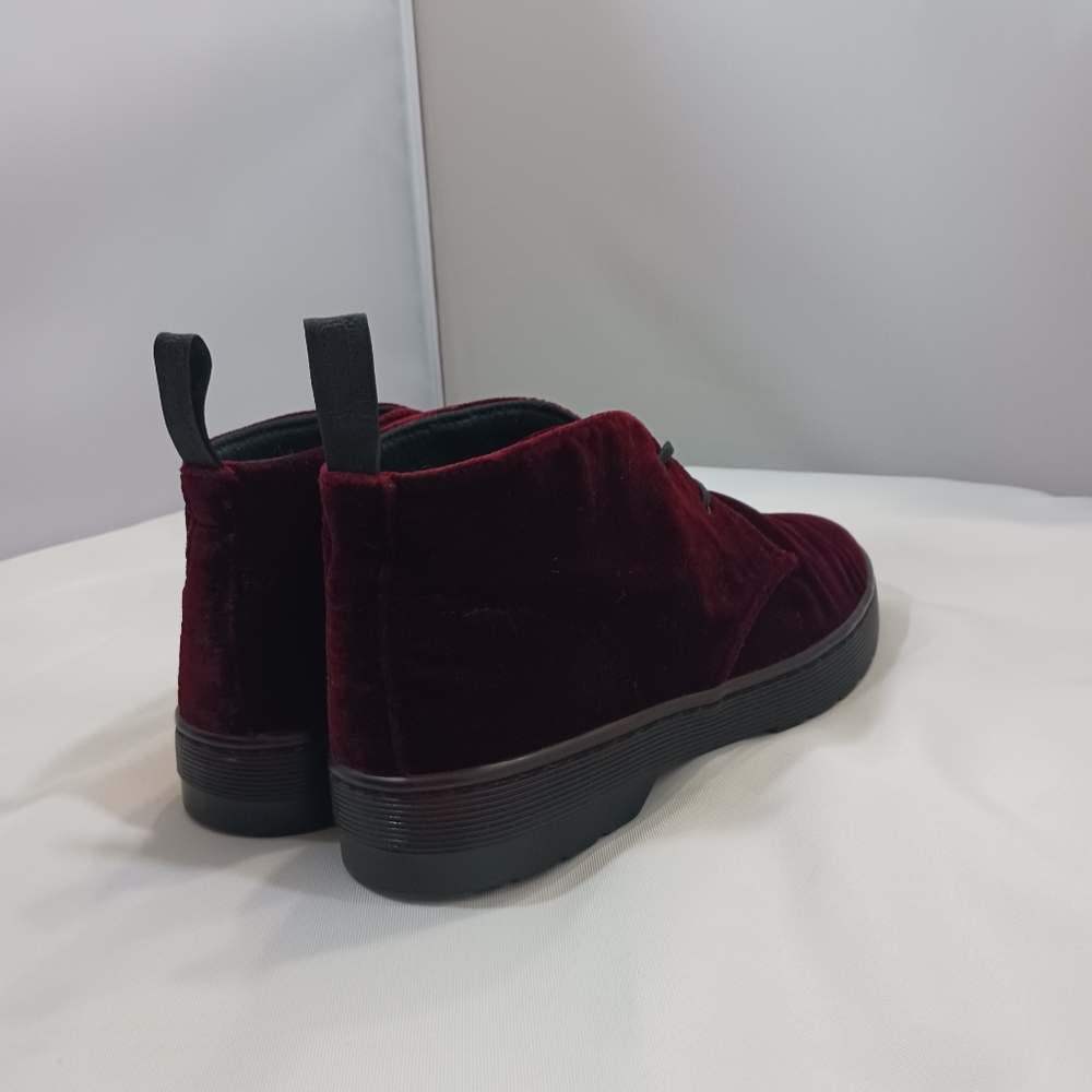 Dr. Martens Velvet Boots size 8 - Picture 16 of 17